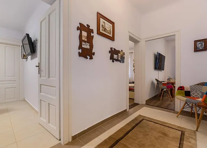 Wagner Estate 2- Central, Cozy, Terrace ブラショフ